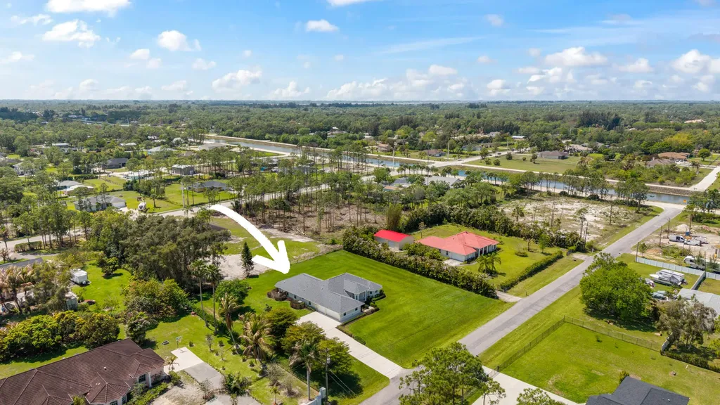 12878 N 70th Place Place N The Acreage FL 33412