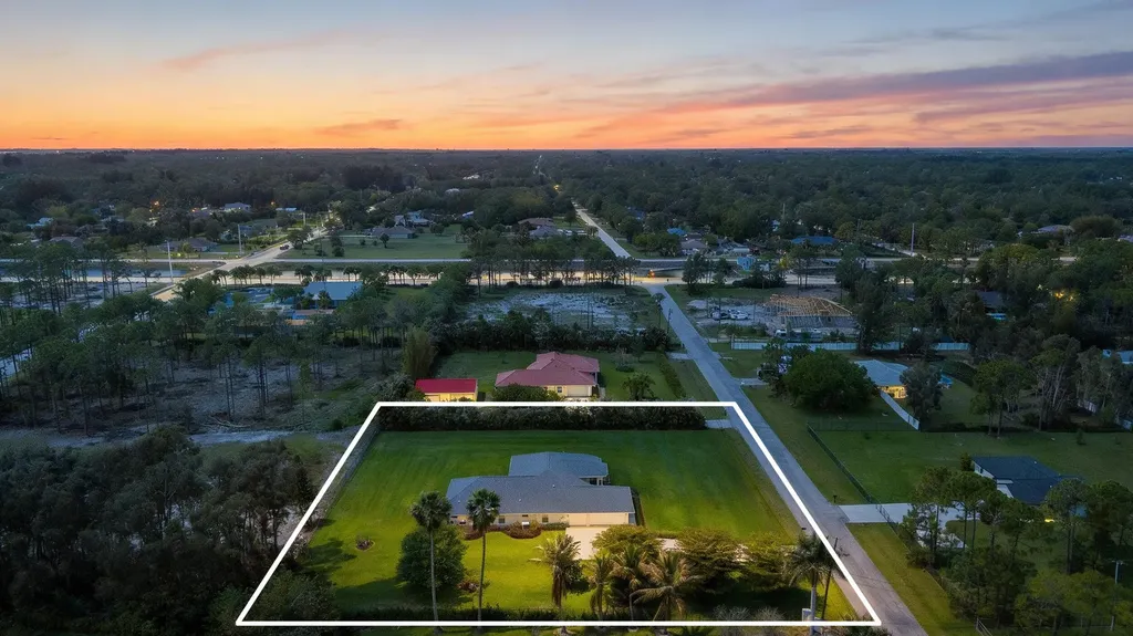 12878 N 70th Place Place N The Acreage FL 33412