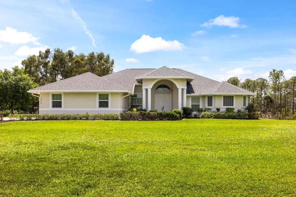 12878 N 70th Place Place N The Acreage FL 33412