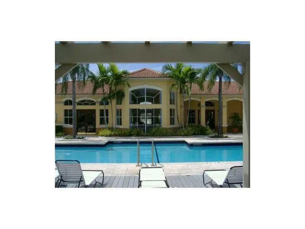 9640 NW 2 Street Pembroke Pines FL 33024