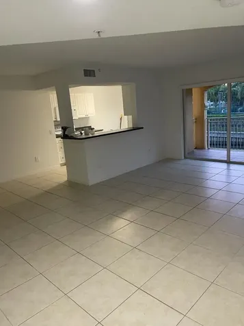 9640 NW 2 Street Pembroke Pines FL 33024