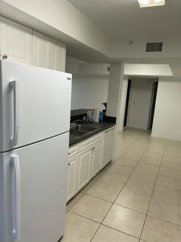 9640 NW 2 Street Pembroke Pines FL 33024