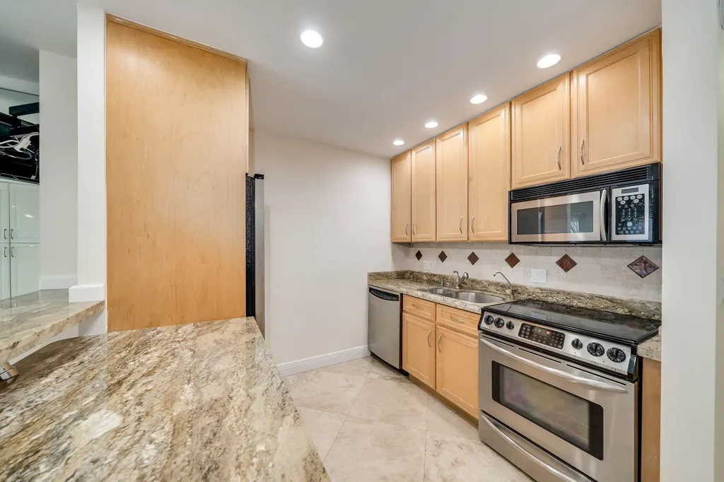 405 N Ocean Boulevard Pompano Beach FL 33062
