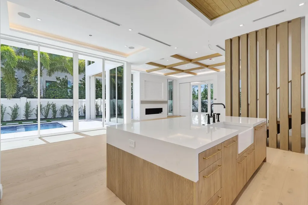330 Grove Place Delray Beach FL 33444
