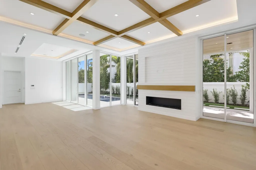 330 Grove Place Delray Beach FL 33444
