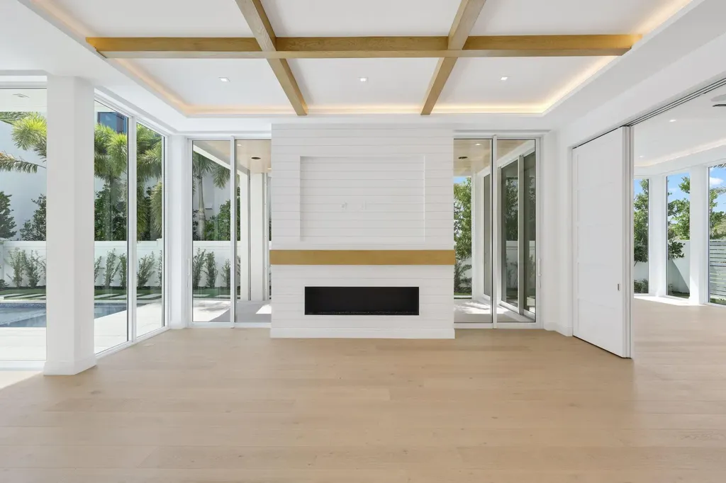 330 Grove Place Delray Beach FL 33444