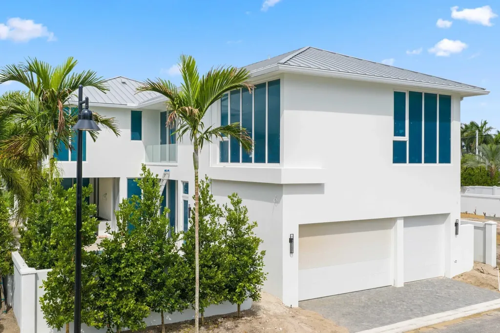 330 Grove Place Delray Beach FL 33444