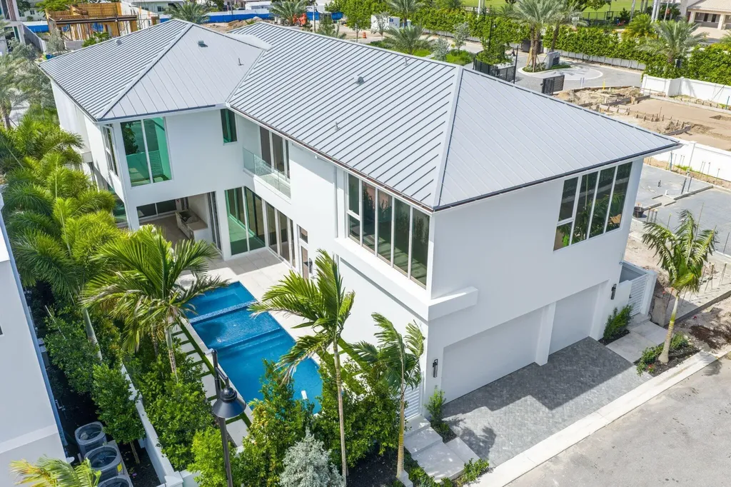 330 Grove Place Delray Beach FL 33444