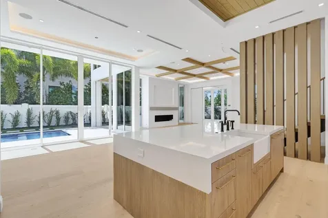330 Grove Place Delray Beach FL 33444
