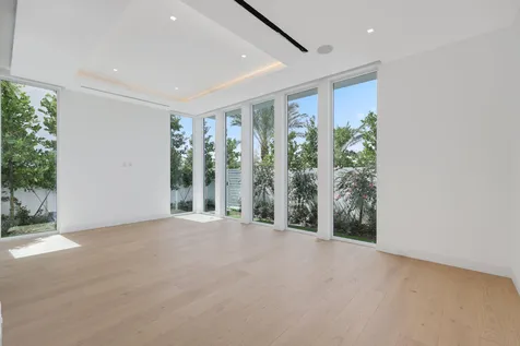 330 Grove Place Delray Beach FL 33444