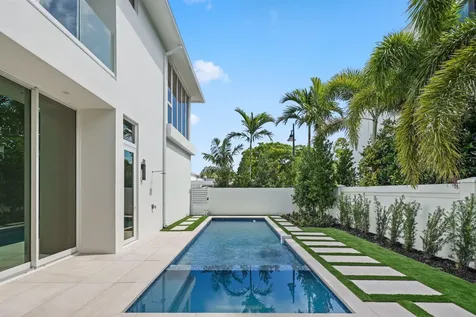 330 Grove Place Delray Beach FL 33444