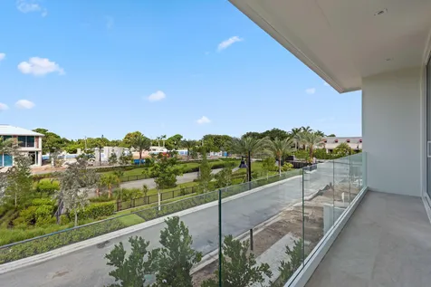 330 Grove Place Delray Beach FL 33444