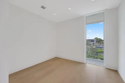 330 Grove Place Delray Beach FL 33444