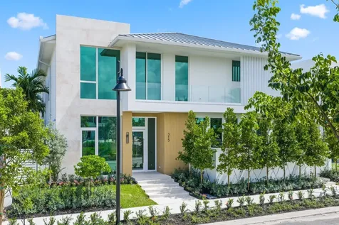 330 Grove Place Delray Beach FL 33444