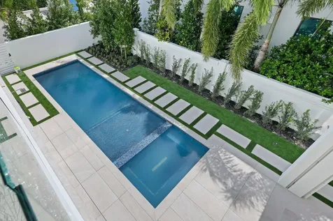330 Grove Place Delray Beach FL 33444