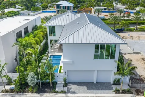 330 Grove Place Delray Beach FL 33444