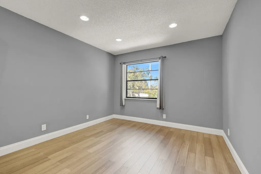 6599 Pond Apple Road Boca Raton FL 33433