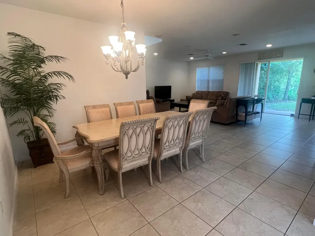 9212 Dupont Place Wellington FL 33414