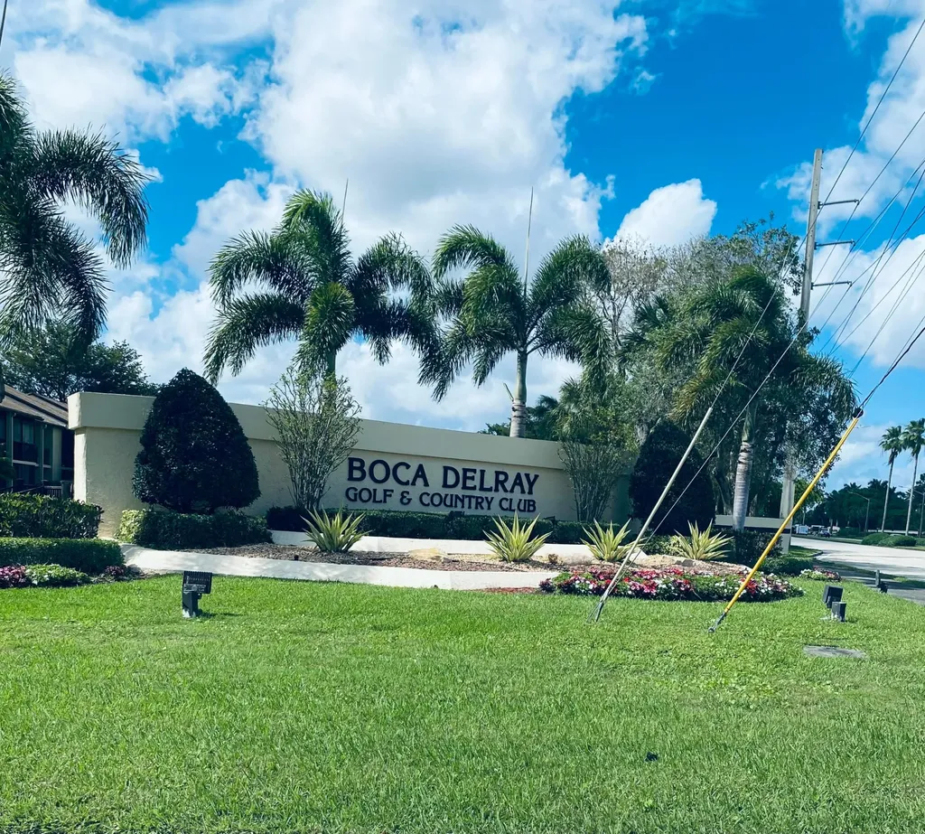5186 Golfview Court Delray Beach FL 33484