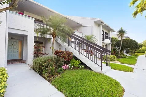 5186 Golfview Court Delray Beach FL 33484