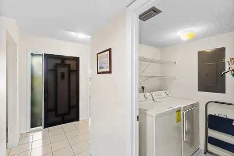 5186 Golfview Court Delray Beach FL 33484