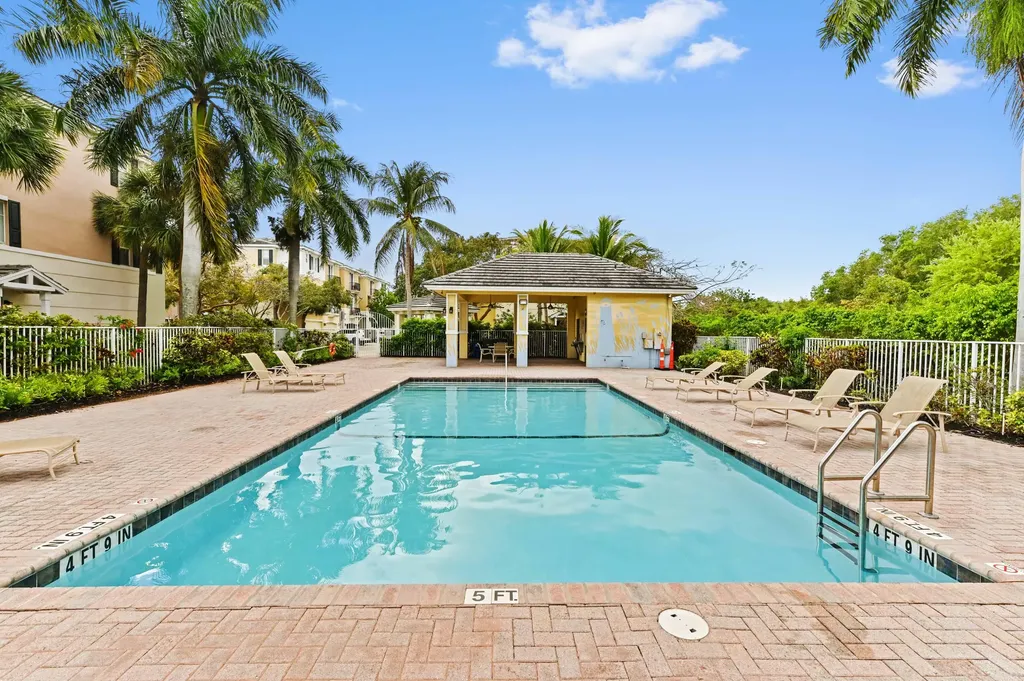 642 NW 38th Circle Boca Raton FL 33431