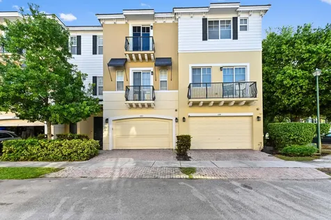 642 NW 38th Circle Boca Raton FL 33431