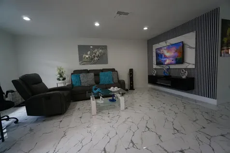 1765 W 41st Street Hialeah FL 33012