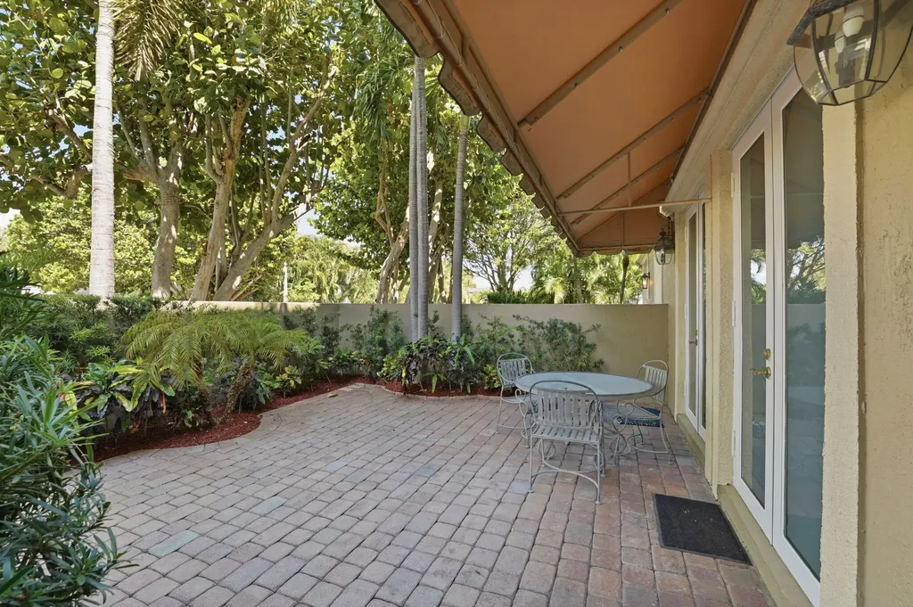 921 Osceola Drive Boca Raton FL 33432