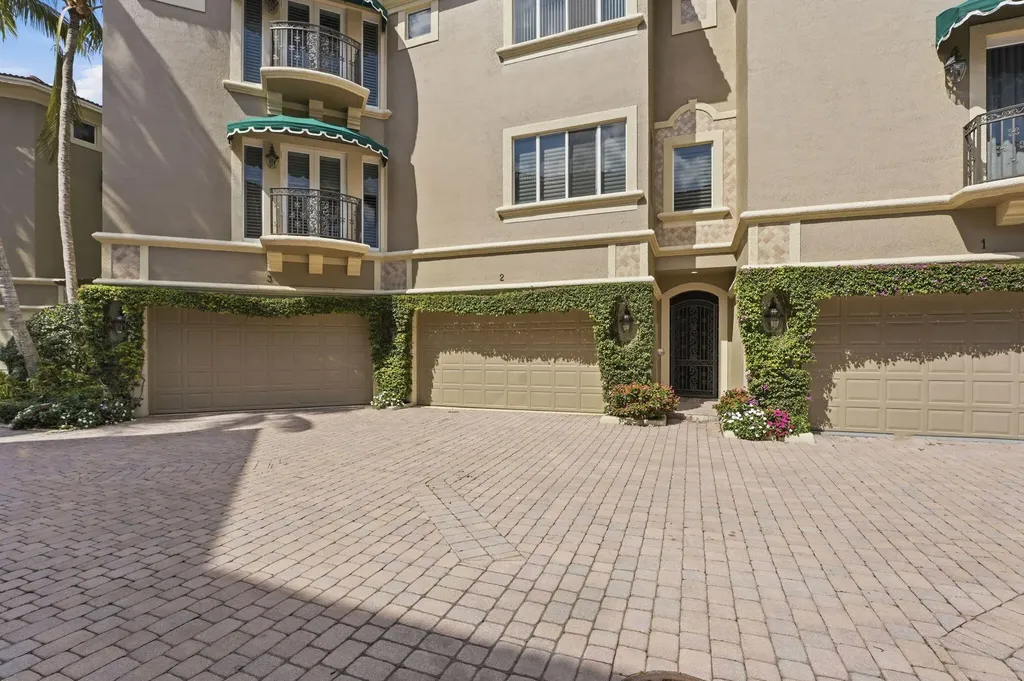 921 Osceola Drive Boca Raton FL 33432