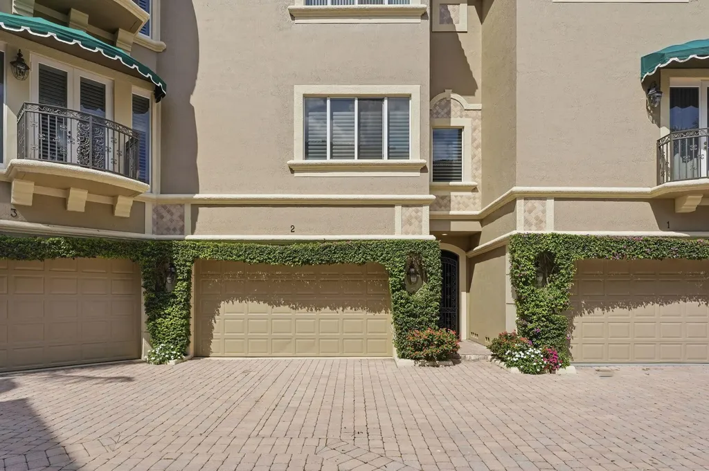 921 Osceola Drive Boca Raton FL 33432