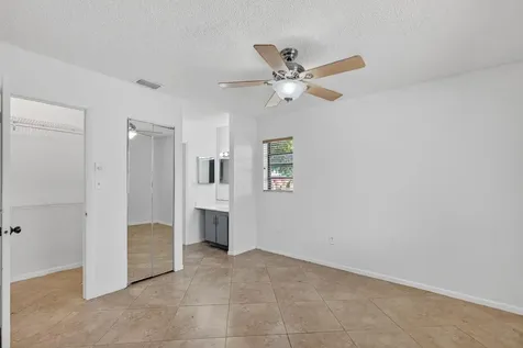 6001 Shakerwood Circle Tamarac FL 33319