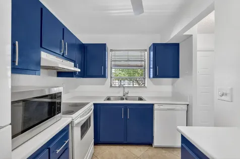 6001 Shakerwood Circle Tamarac FL 33319