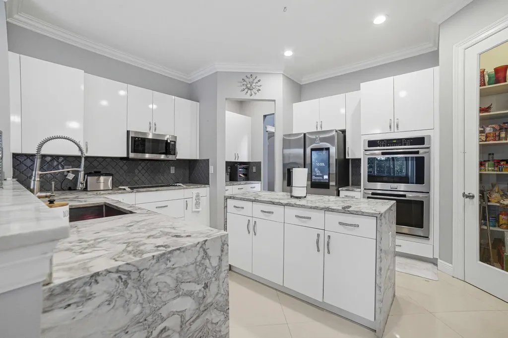 9195 Nugent Trail West Palm Beach FL 33411