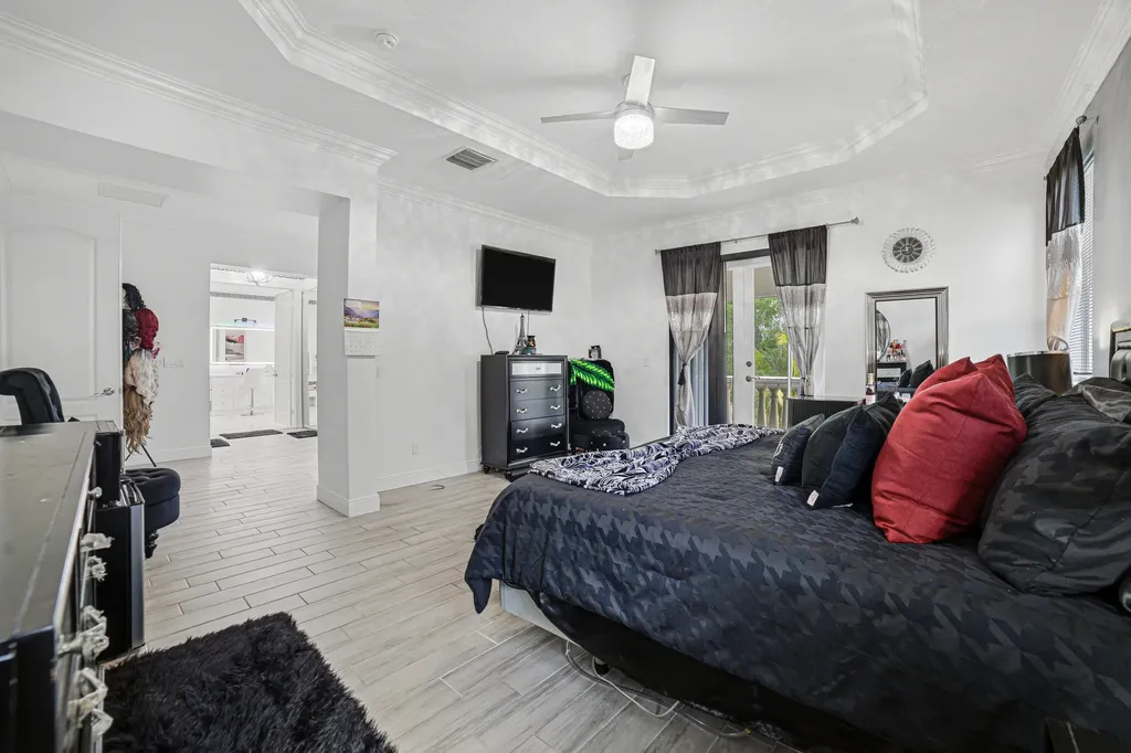 9195 Nugent Trail West Palm Beach FL 33411