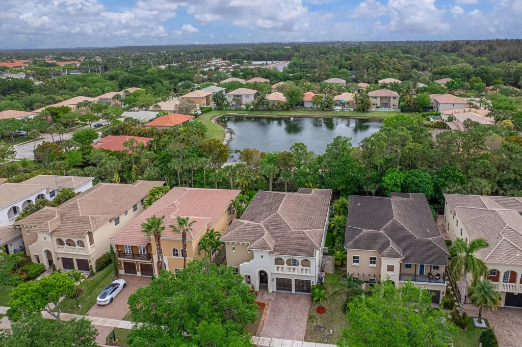9195 Nugent Trail West Palm Beach FL 33411