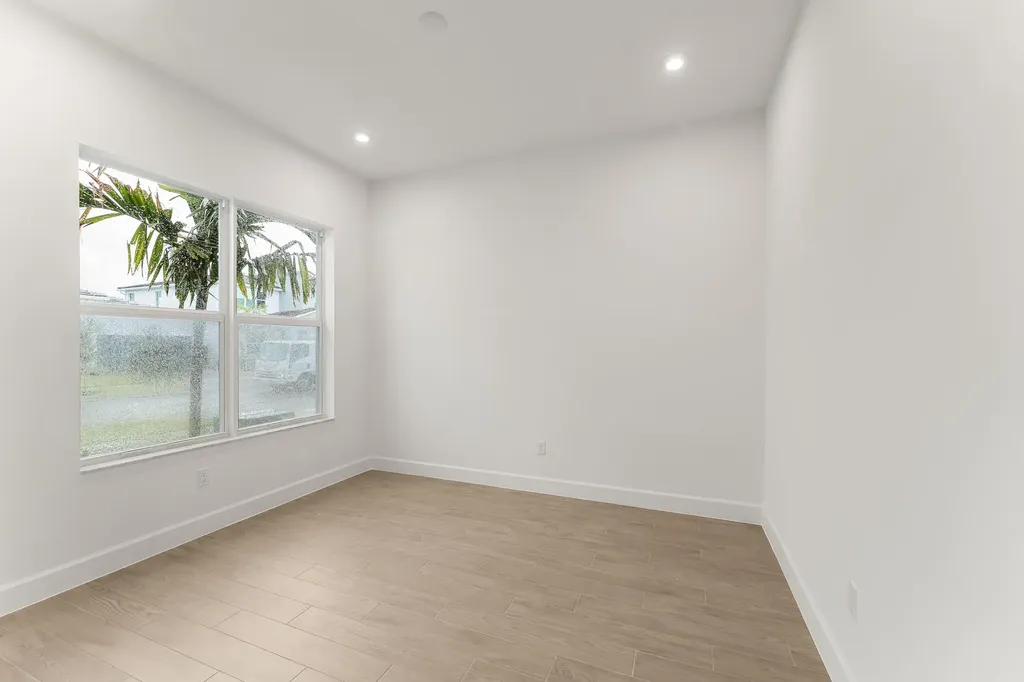 10421 SW Jadewood Court Port St Lucie FL 34987