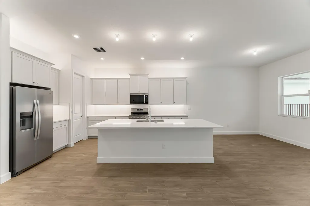10421 SW Jadewood Court Port St Lucie FL 34987