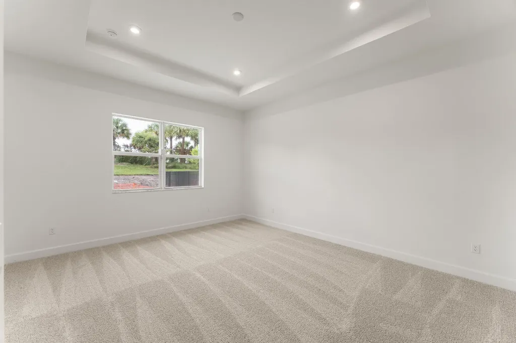 10421 SW Jadewood Court Port St Lucie FL 34987