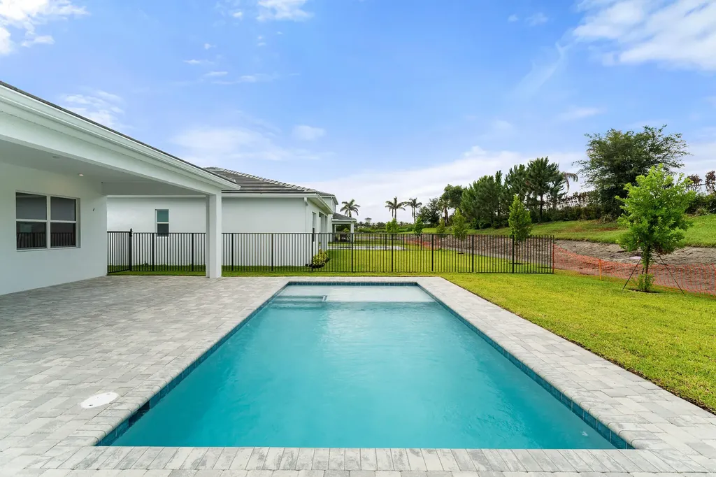 10421 SW Jadewood Court Port St Lucie FL 34987