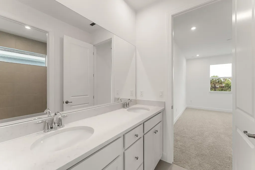 10421 SW Jadewood Court Port St Lucie FL 34987