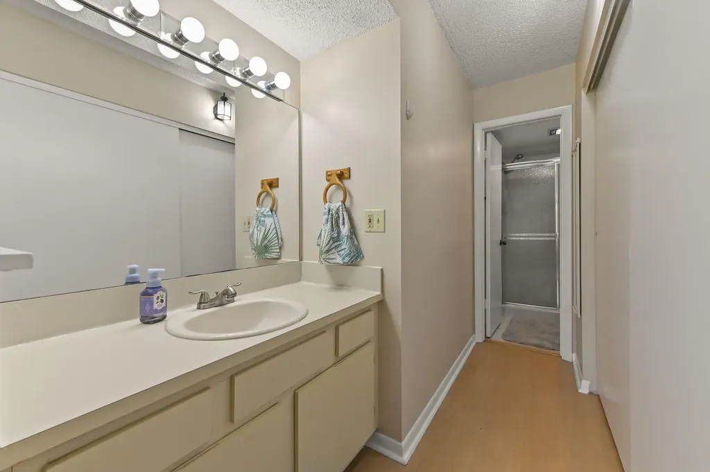 6500 Chasewood Drive Jupiter FL 33458