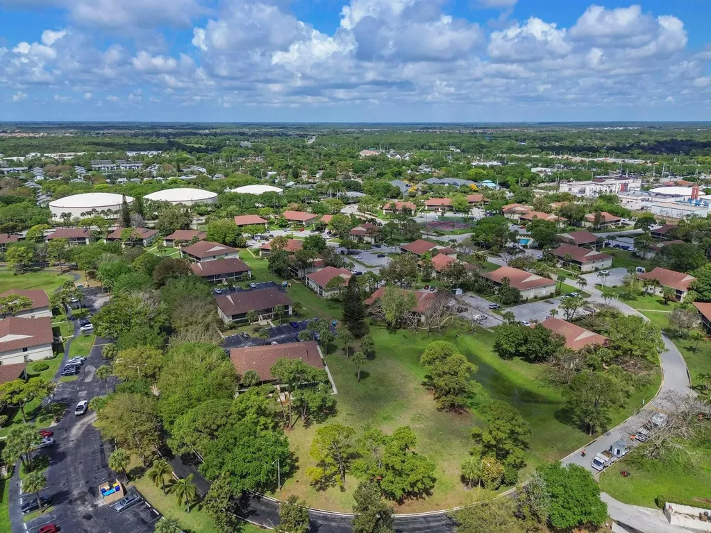 6500 Chasewood Drive Jupiter FL 33458