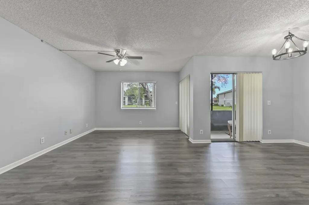 6500 Chasewood Drive Jupiter FL 33458