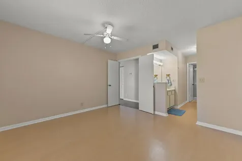 6500 Chasewood Drive Jupiter FL 33458