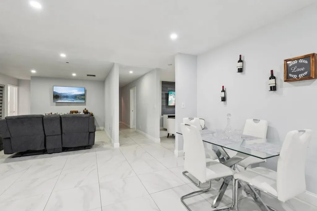 2940 SW 156th Avenue Davie FL 33331