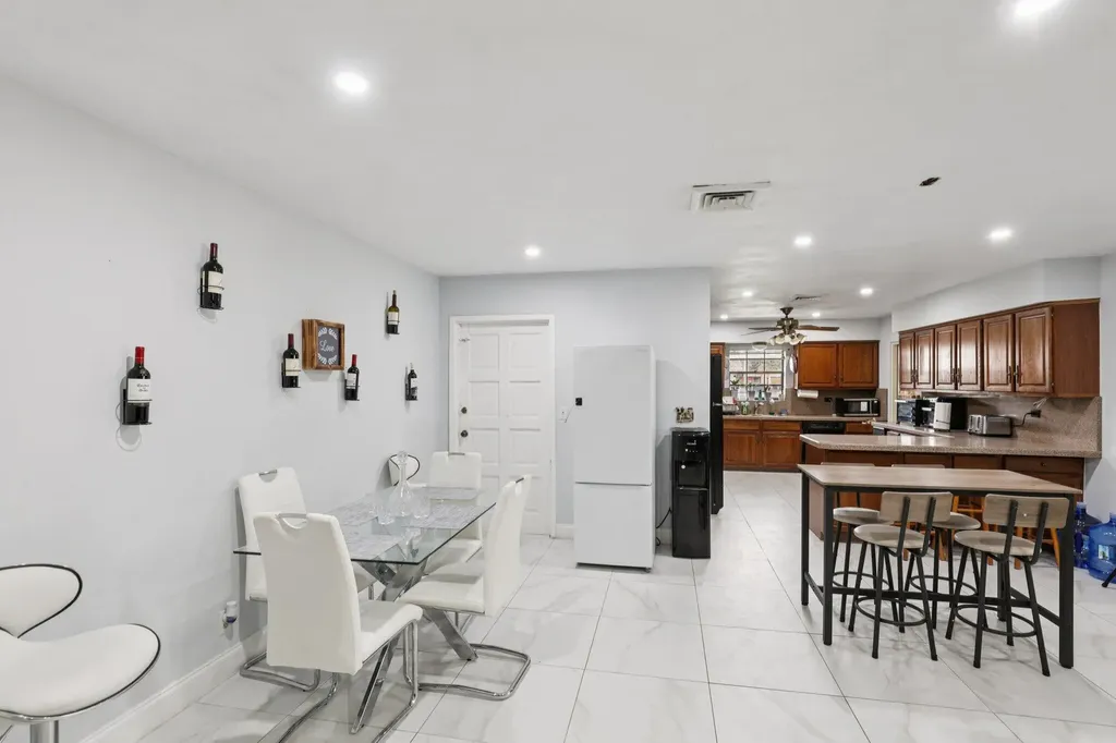 2940 SW 156th Avenue Davie FL 33331