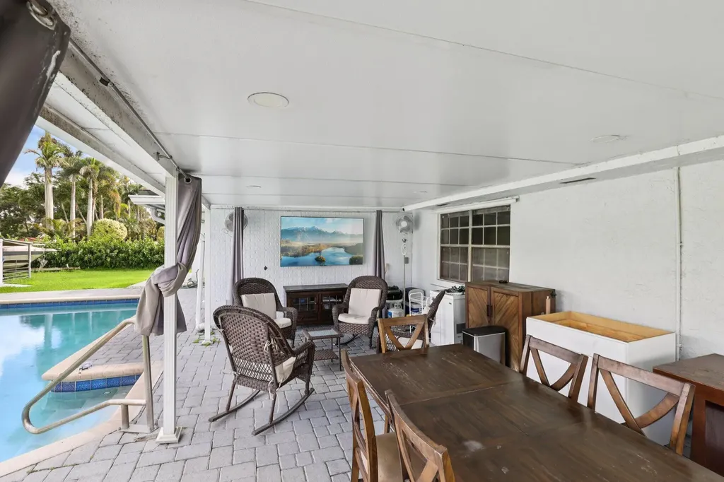 2940 SW 156th Avenue Davie FL 33331