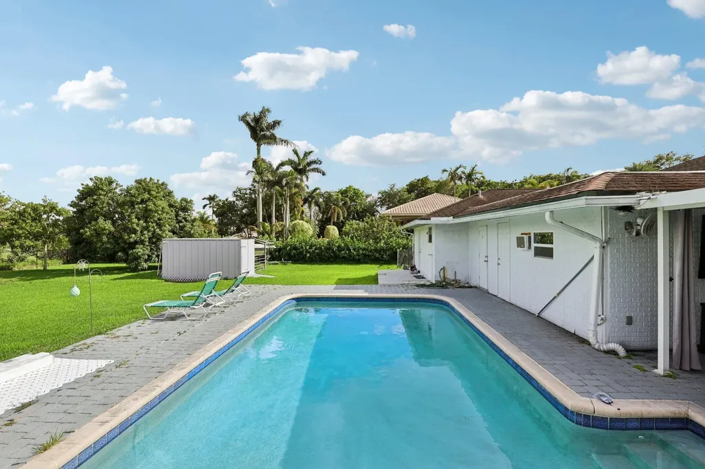 2940 SW 156th Avenue Davie FL 33331