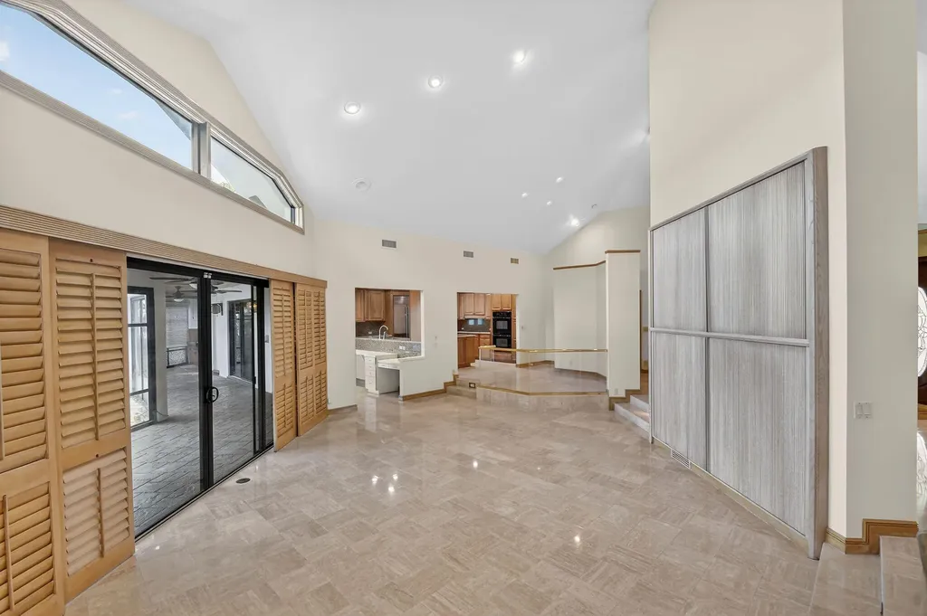 2410 Embassy Drive West Palm Beach FL 33401